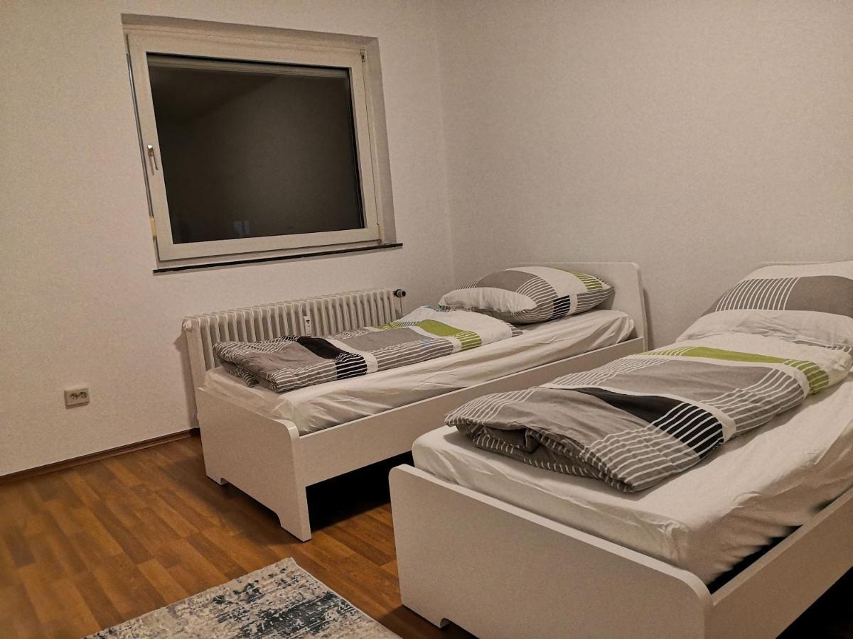 1,3 Km Luftlinie Zur Innenstadt, Kueche, 5 Personen Apartment Bremen